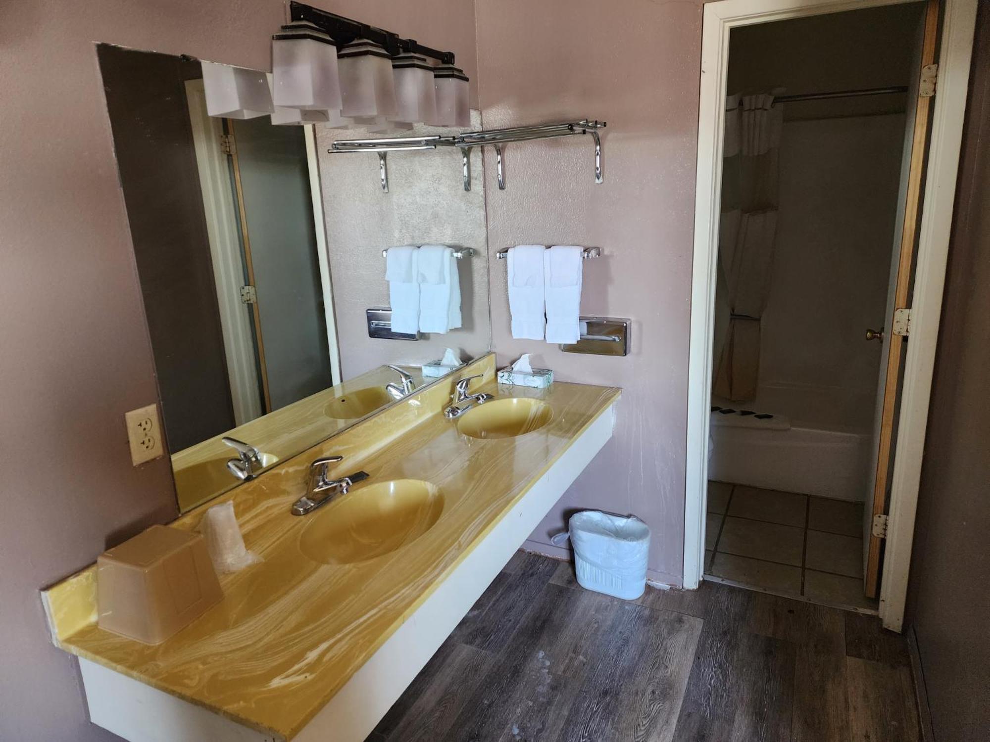 Satellite Inn Alamogordo Ngoại thất bức ảnh